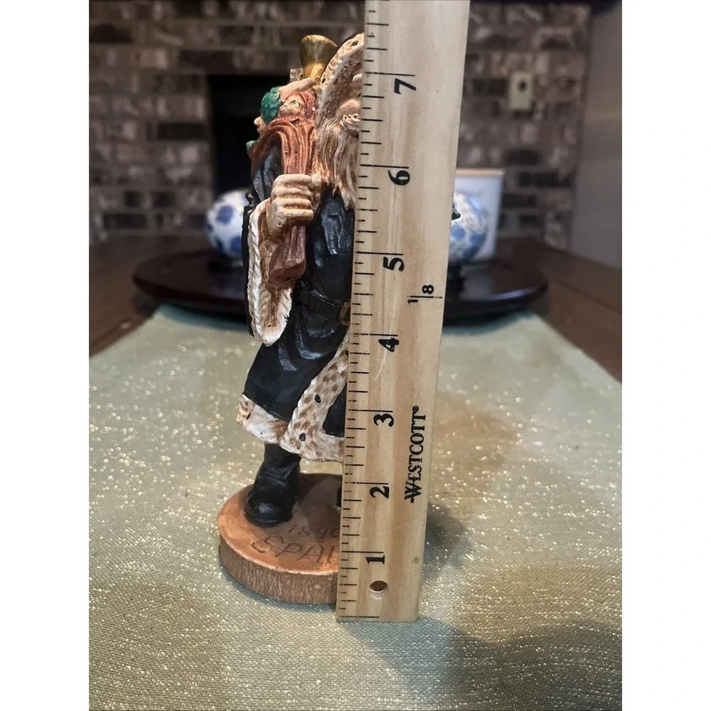Wood World Santa with Wreath France 1890 Pecan Resin Figurine 8